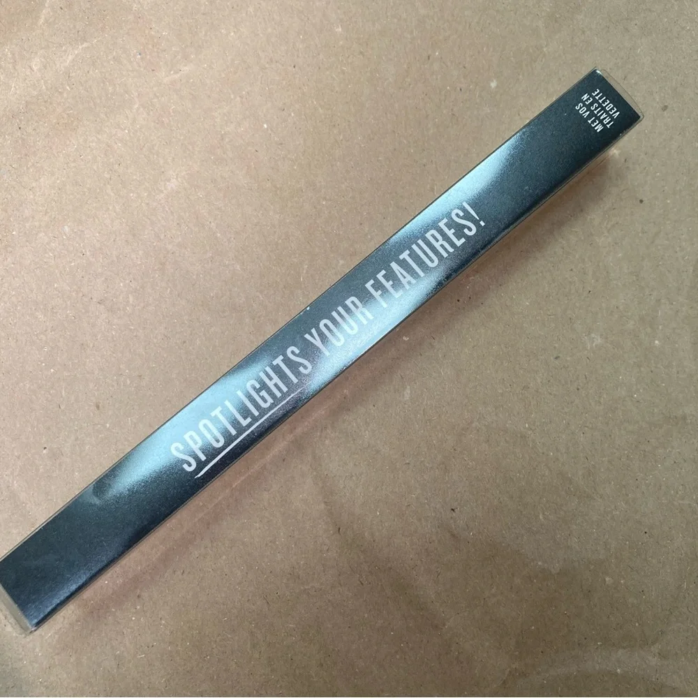 Smashbox highlighting brush
